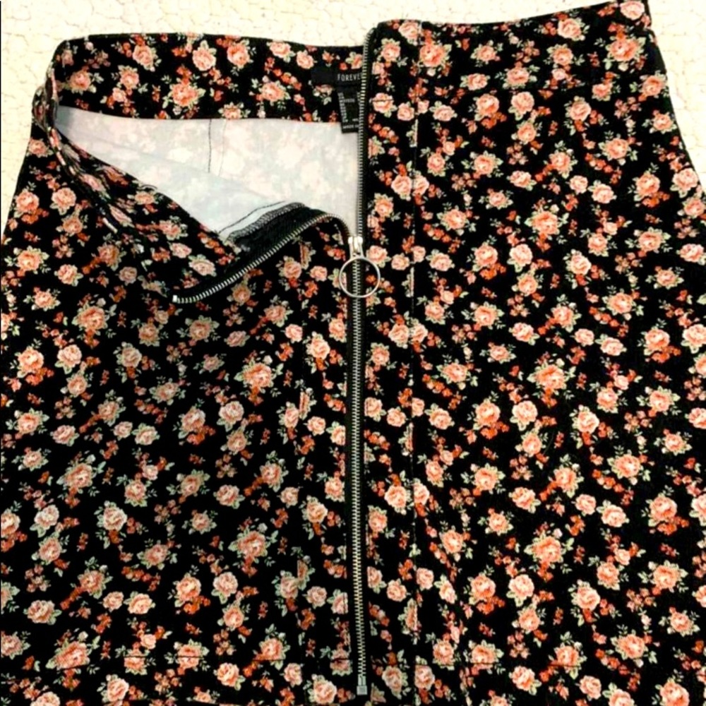 Denim floral skirt